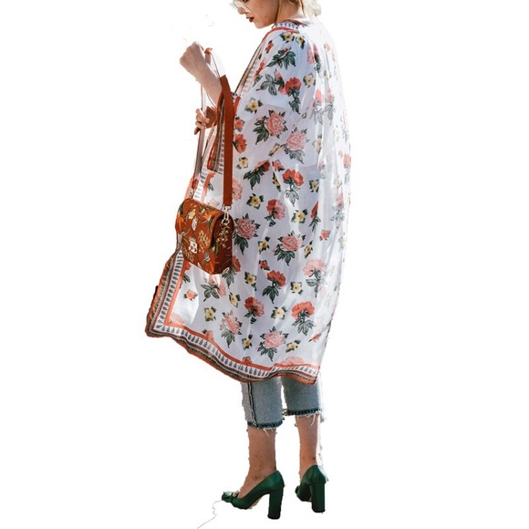 NWT• Downtown kimono - Picture 3 of 6